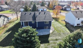 804 E Maywood St, Brandon, SD 57005