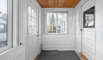 233 Palm St, Bangor, ME 04401