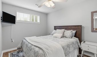 15 Bishop Cir, Albrightsville, PA 18210