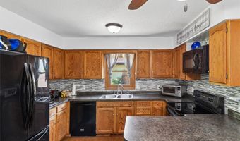 1214 NW Applewood St, Ankeny, IA 50023