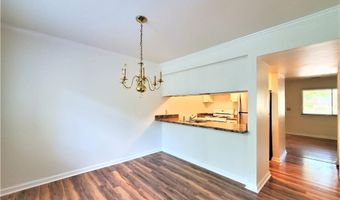 66 Country Place Ct, Alpharetta, GA 30005