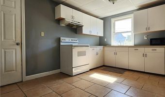 10 Sadler St, North Providence, RI 02911