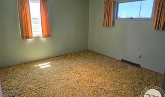 414 S 8th St E, Baker, MT 59313