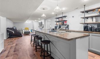 2480 Orchard Spring Cir, Alliance, OH 44601