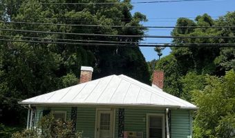 575 Colonial Hill Dr, Bassett, VA 24055