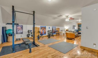 165 Leighway Ln, Banner Elk, NC 28604