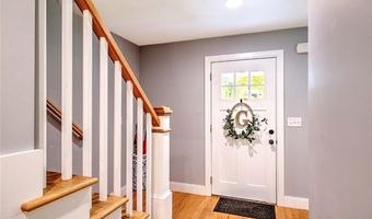 296 Twin Brook Ln, Coventry, RI 02816