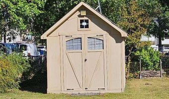 8001 HAMMOND St, Alexandria, VA 22309