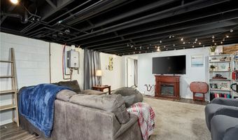 661 Wynne Dr, Akron, OH 44319
