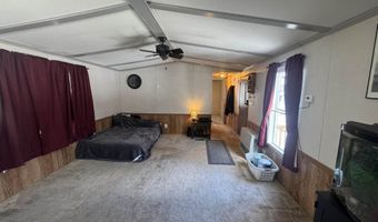 82 Sunset Cir, Campton, NH 03223