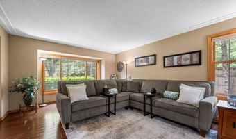 12500 Dorchester Trl, Apple Valley, MN 55124