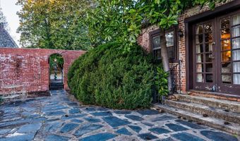 1670 Church St, Appomattox, VA 24522