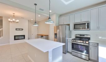 6356 CAMINO Dr, Apollo Beach, FL 33572