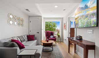 919 12TH St NE A305, Washington, DC 20002