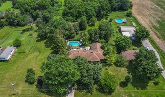 13450 Commercial Point Rd, Ashville, OH 43103