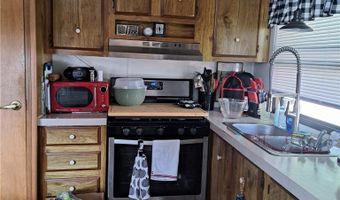 7 Westwoods, Amherst, OH 44001