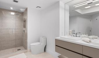 2000 Island Blvd 903, Aventura, FL 33160