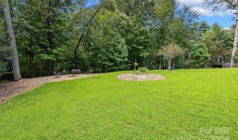 6 Oak Grove Rd, Arden, NC 28704