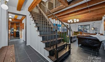 16 Decker Dr, Asheville, NC 28803