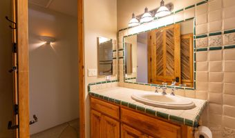 40777 N ECHO CANYON Dr, Cave Creek, AZ 85331