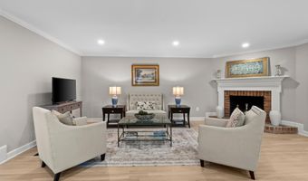 5190 BEDLINGTON Ter, Alexandria, VA 22304