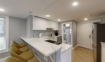 382 Spring St 2, Newport, RI 02840