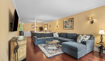 403 Timberbrooke Dr C, Bedminster, NJ 07921