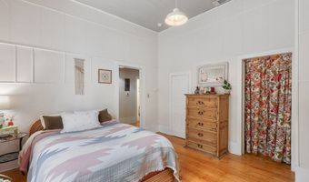 806 E Ave E, Alpine, TX 79830