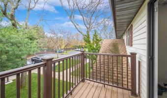 615 Broadway 68, Amityville, NY 11701