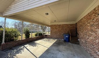 1007 Julian Ave, Albertville, AL 35950