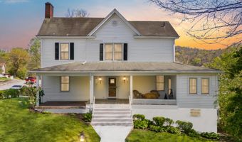 90 Grand Ave, Beattyville, KY 41311