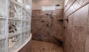 704 ANASAZI Dr, Aztec, NM 87410