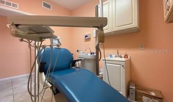 1900 W Colonial Dr, Orlando, FL 32804