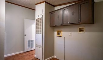 1376 Crouch Rd, Batesville, MS 38606
