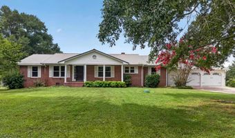 5572 Section Line Rd, Albertville, AL 35950