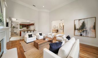 15850 Seville Ln, Encino, CA 91436