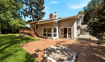 425 Loma Larga, Solana Beach, CA 92075