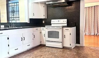 2516 N CITY PARK Blvd, Alexandria, LA 71301