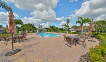 7114 CROMWELL PARK Ln, Apollo Beach, FL 33572