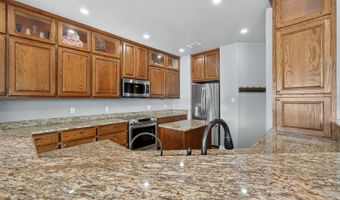 1858 Burr Oak, Adkins, TX 78101