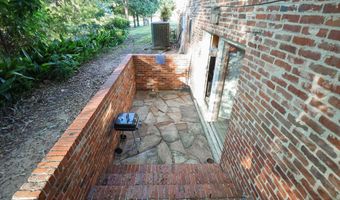 303 Sun Valley Dr, Americus, GA 31709