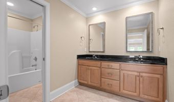 9056 Crystal Brook Dr, Apison, TN 37302