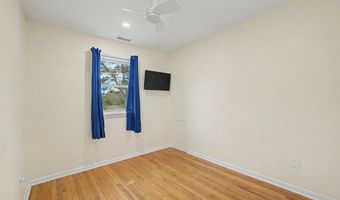 125 Meadowview Ave, Absecon, NJ 08201