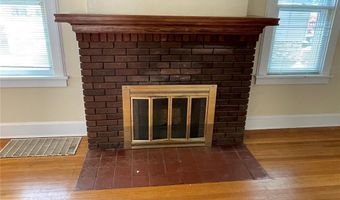 809 Logan St, Alton, IL 62002