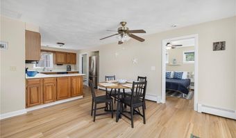 106 N River Dr, Narragansett, RI 02882
