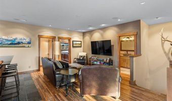 1036 Oak Park Dr, Bozeman, MT 59715