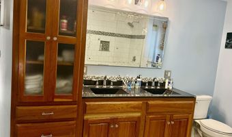 204 Meetinghouse Ln, Brattleboro, VT 05301