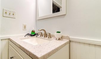 231 Shady Valley Rd, Coventry, RI 02816