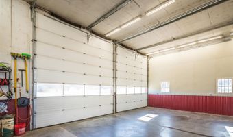 640 Orchard Dr, Bridport, VT 05734