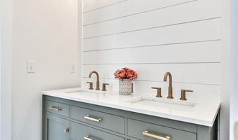 63 Forrest Ln, Charlestown, RI 02813